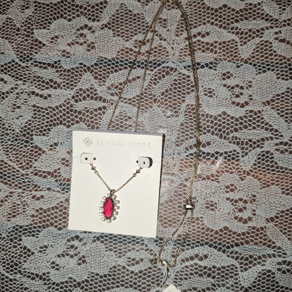 Kenda Scott ruby and gold necklace - Picture 2 of 3